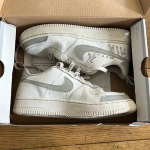 Youth Nike Air Force 1 LV8 2 (GS)